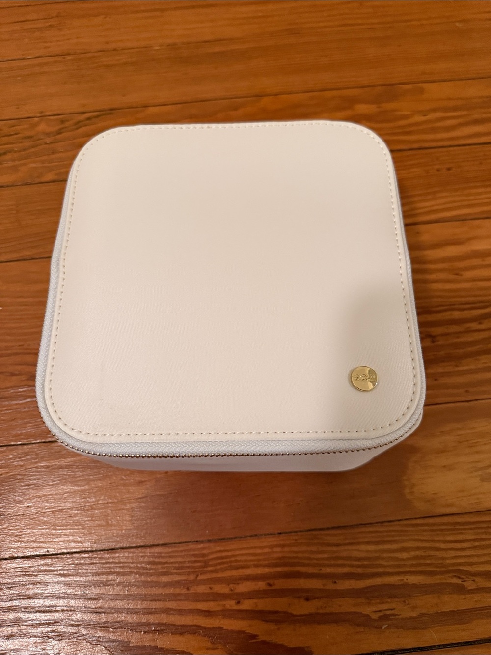 Stoney Clover Lane SCL White Travel Jewelry / Sunglasses Case